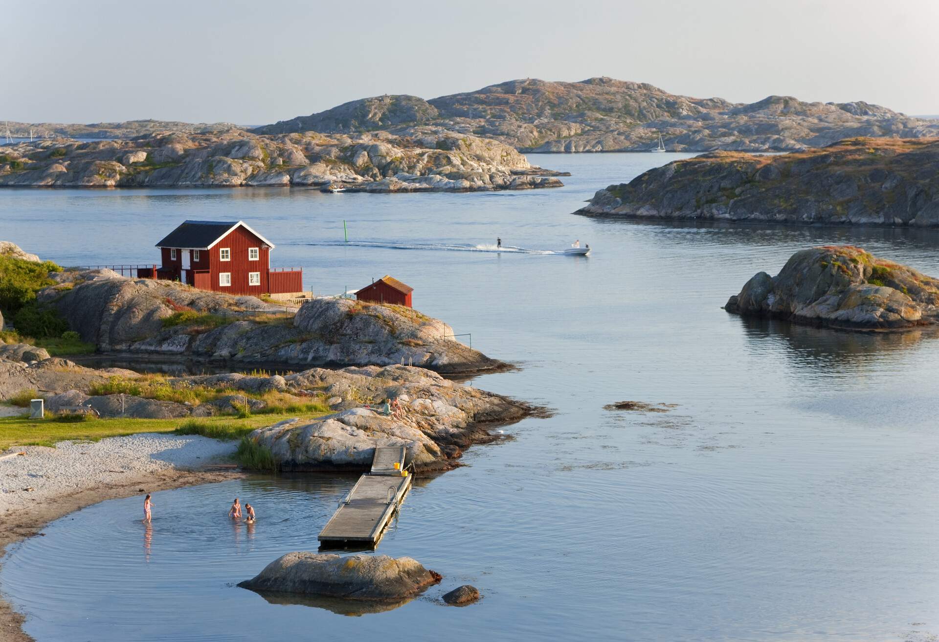 Från kust till kust: En tio-dagars roadtrip genom Sverige med sevärdheter
