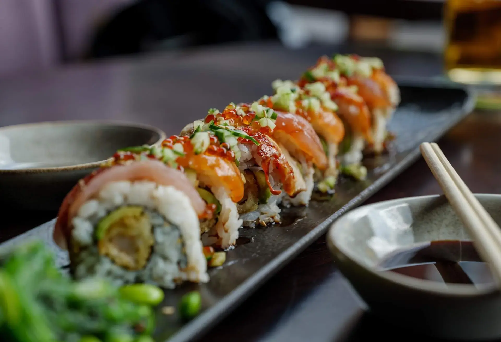 FOOD_SUSHI_DRAGON_ROLL_RAW_FISH