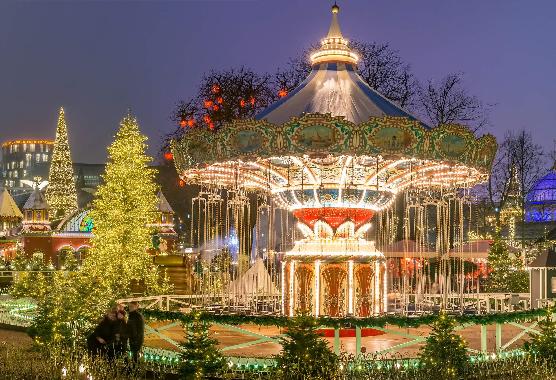 DEST_DENMARK_COPENHAGEN_Tivoli at christmas_shutterstock_1187048206.jpg