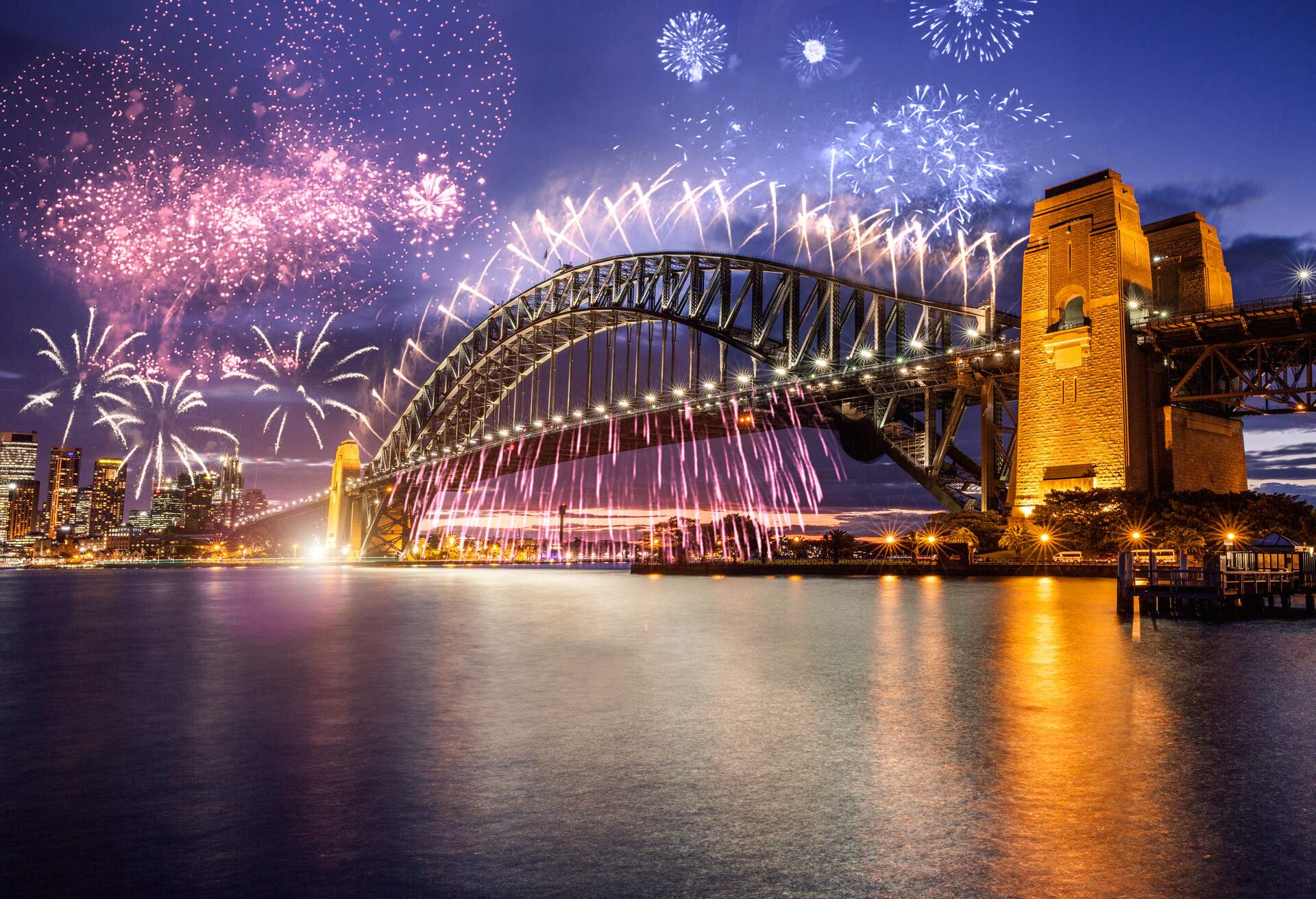 AUSTRALIA_SYDNEY_FIREWORKS