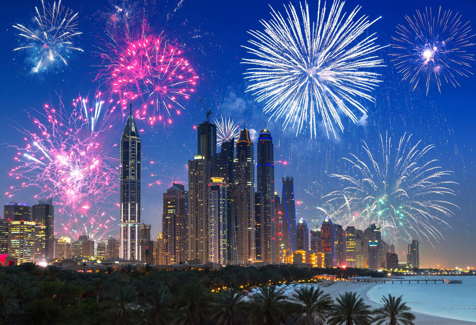 UAE_DUBAI_NEW-YEARS_FIREWORKS
