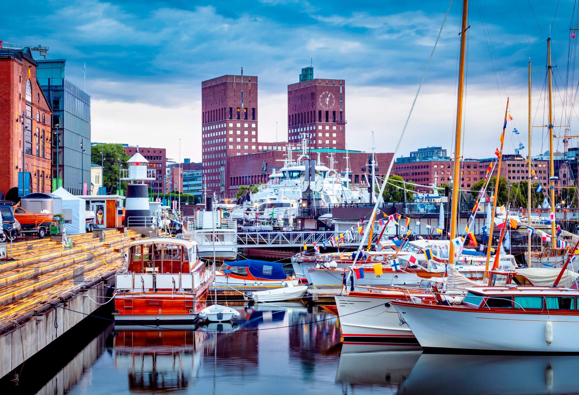 DEST_NORWAY_OSLO_CITY HALL-GettyImages-682203953