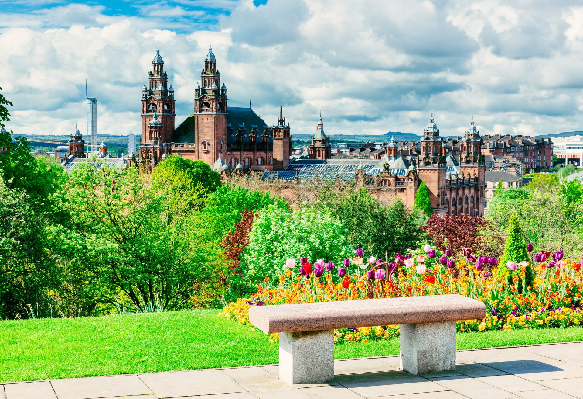 DEST_UK_SCOTLAND_GLASGOW_KELVIN_GROVE_GettyImages-490309671