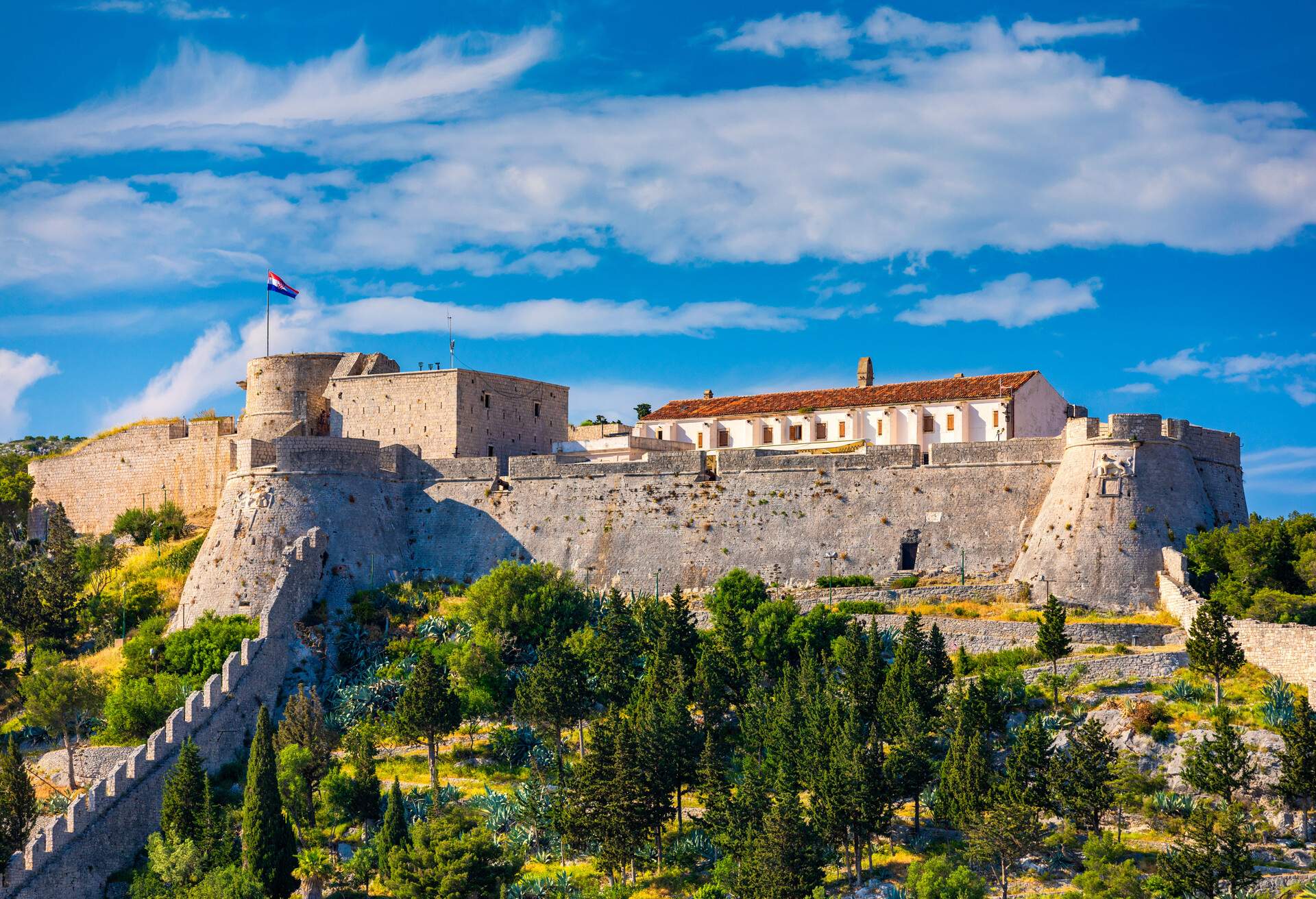 DEST_CROATIA_HVAR_HVAR-FORTRESS_GettyImages-1200981313