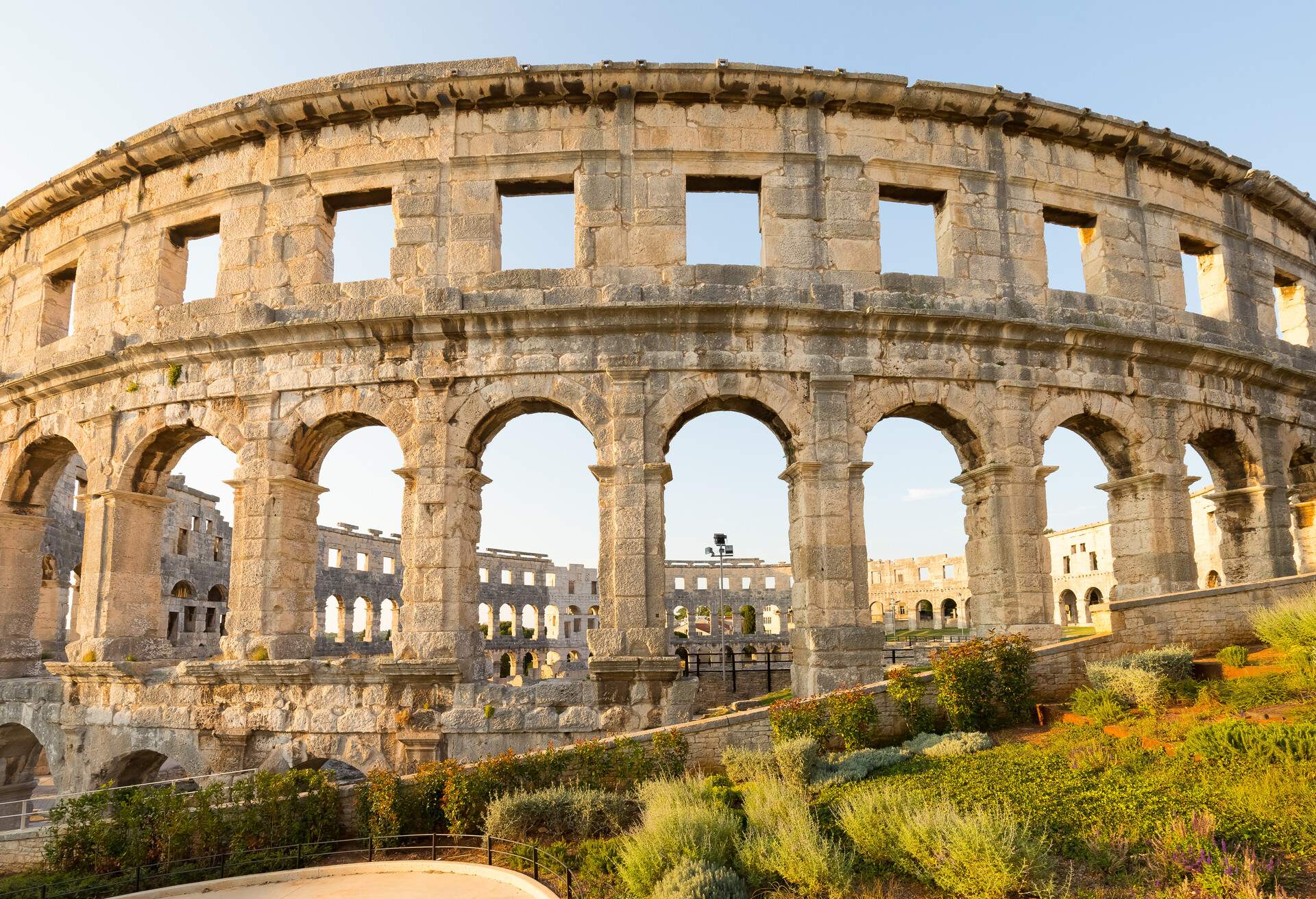 DEST_CROATIA_ISTRIA_PULA_AMPITHEATRE_GettyImages-1306382040