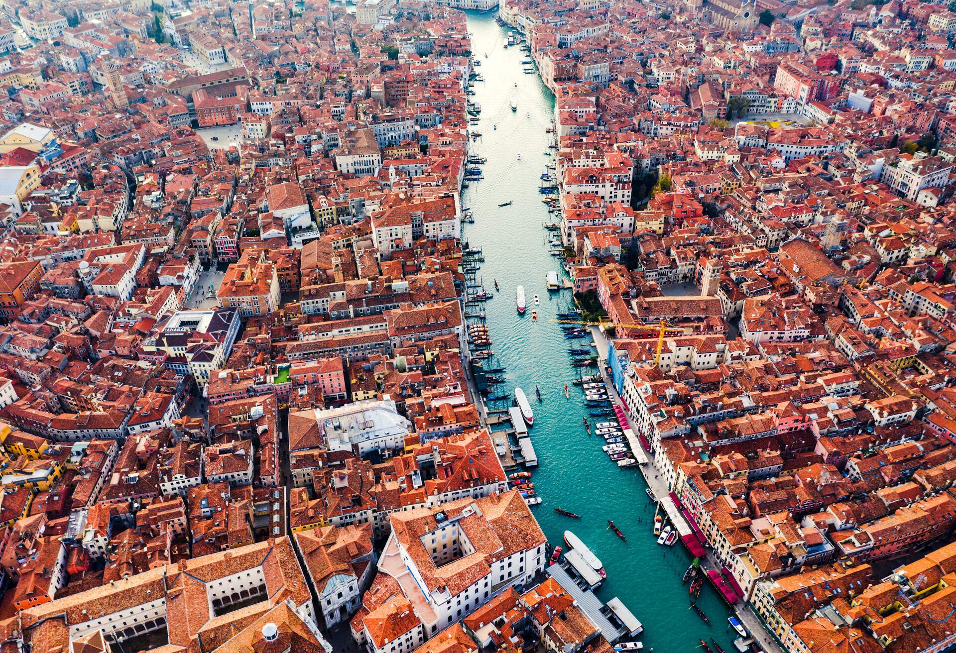 DEST_ITALY_VENICE_GRAND-CANAL-GettyImages-1090924034