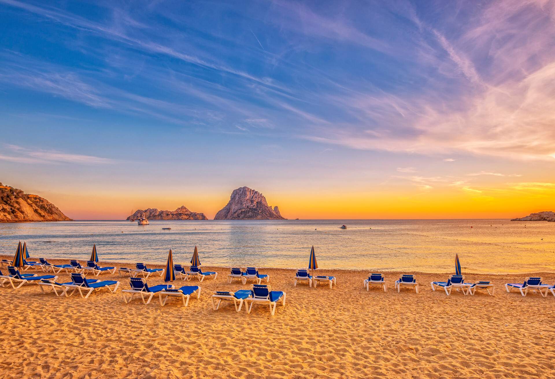 DEST_SPAIN_IBIZA_CALA-DHORT_THEME_BEACH_ GettyImages-473082556