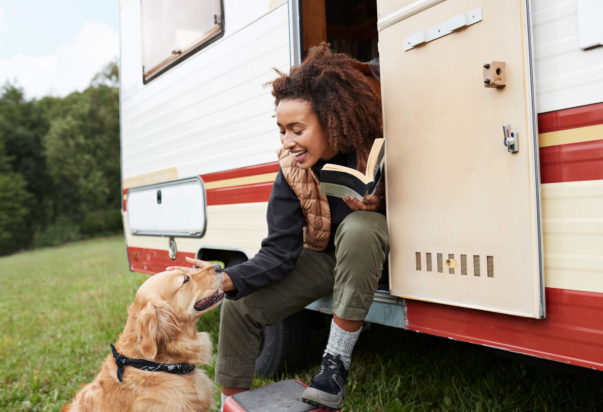 THEME_PEOPLE_PET_CAMPING_CAMPER-GettyImages-1291774438