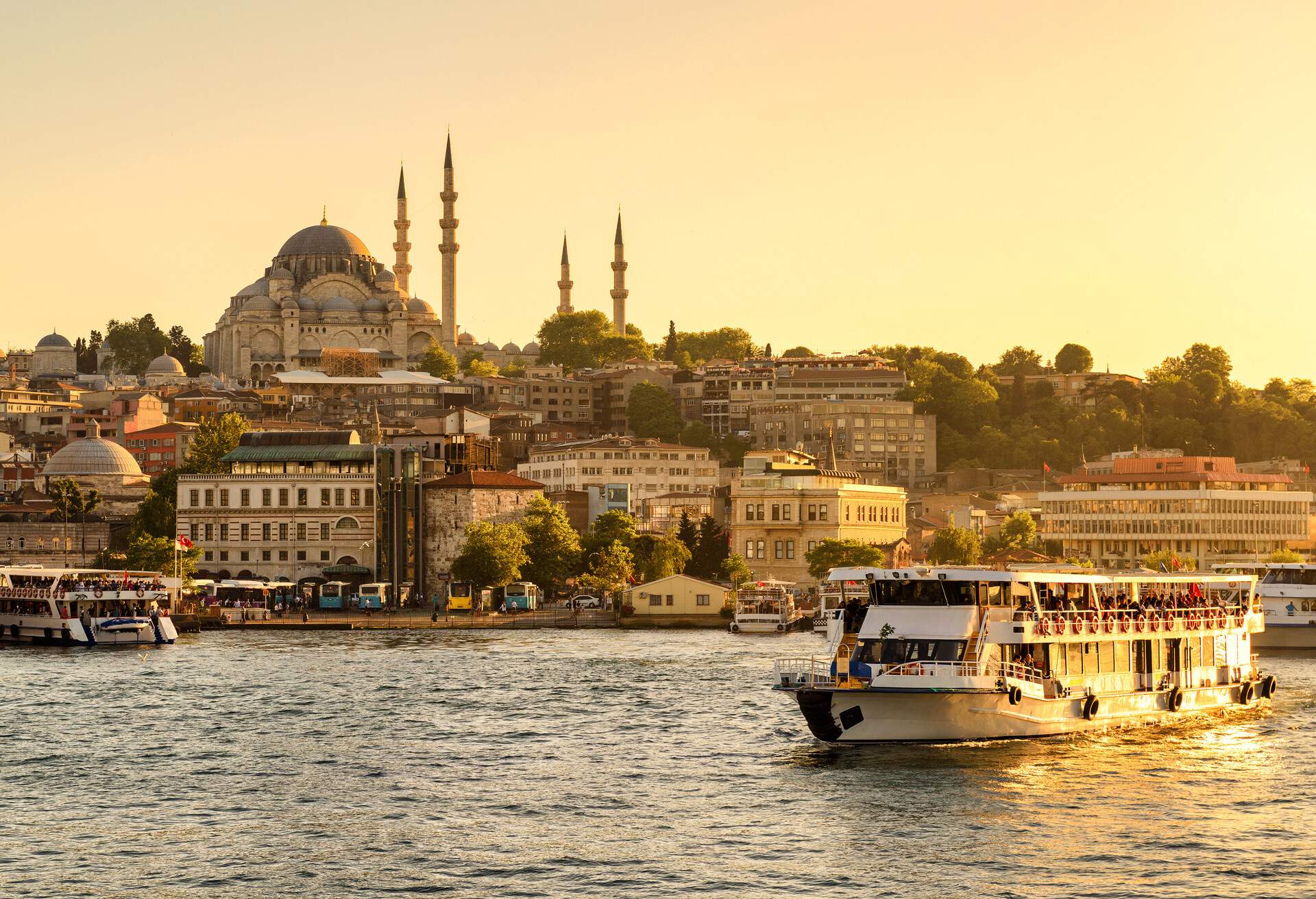 DEST_TURKEY_ISTANBUL_GettyImages-471363714