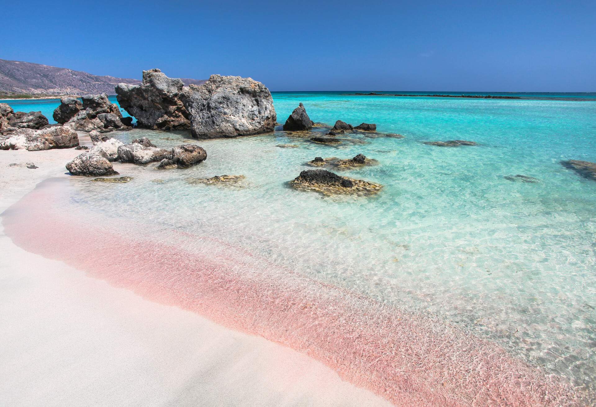 DEST_GREECE_CRETE_ELAFONISSI_BEACH_GettyImages