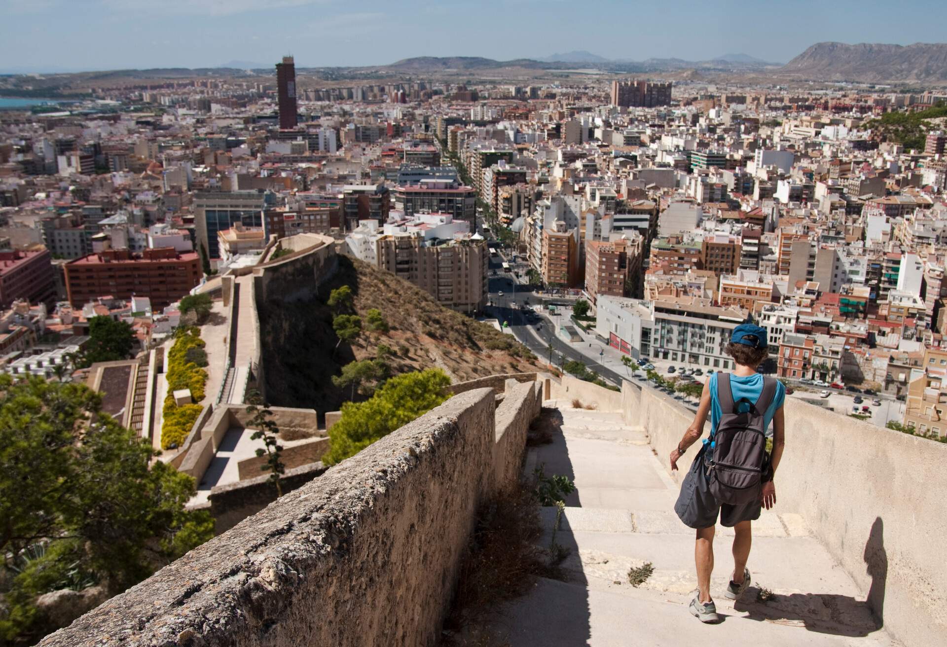 DEST_SPAIN_ALICANTE_GettyImages-122169473.jpg