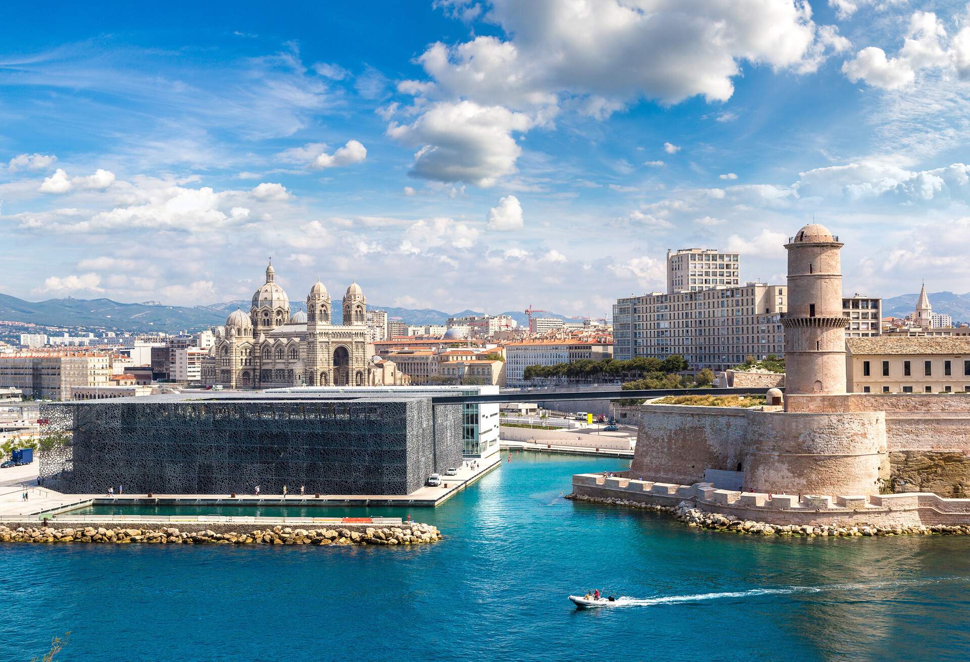 DEST_FRANCE_MARSEILLE_Shutterstock-Premier-757854940