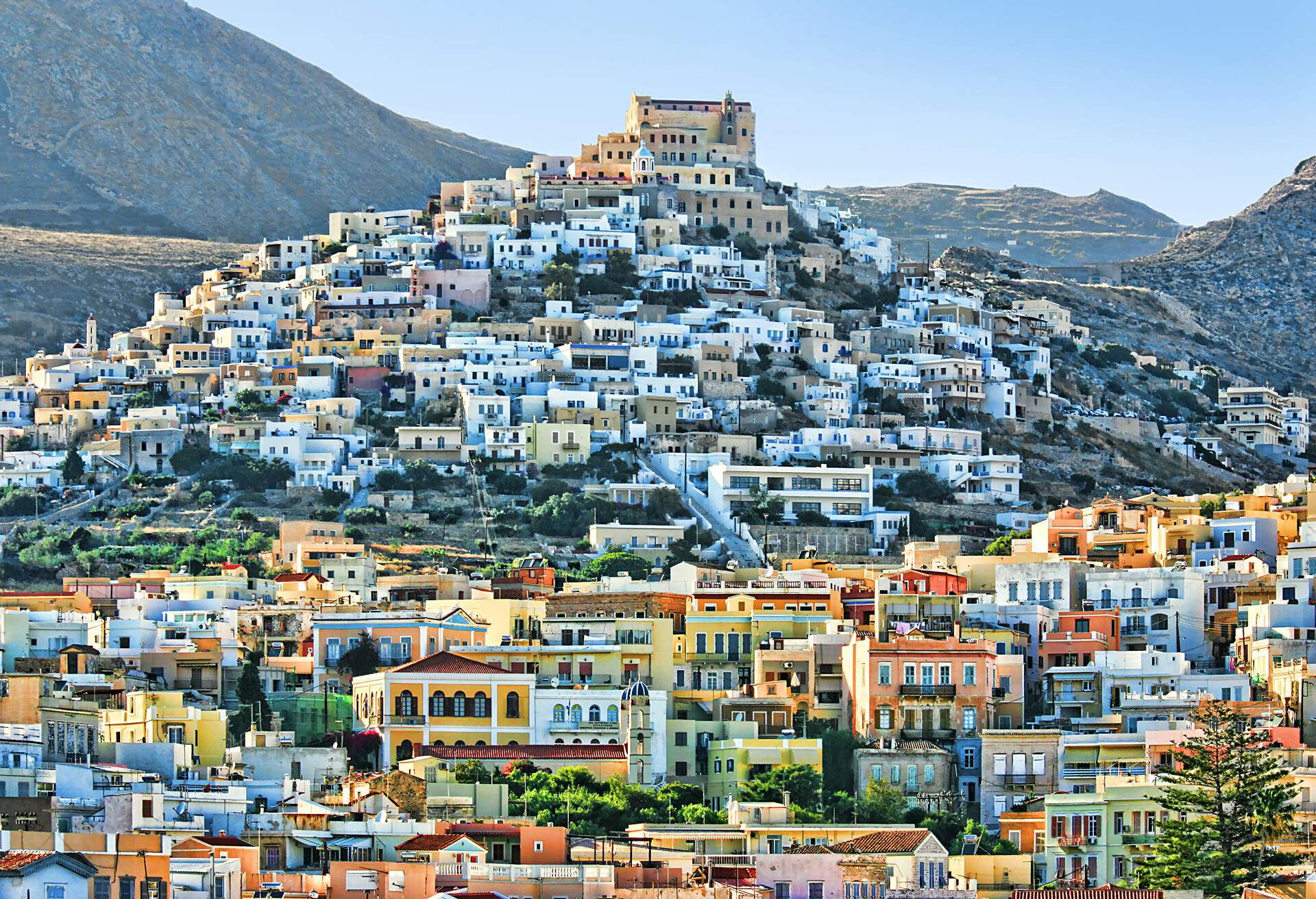 DEST_GREECE_SYROS_ERMOUPOLI_GettyImages