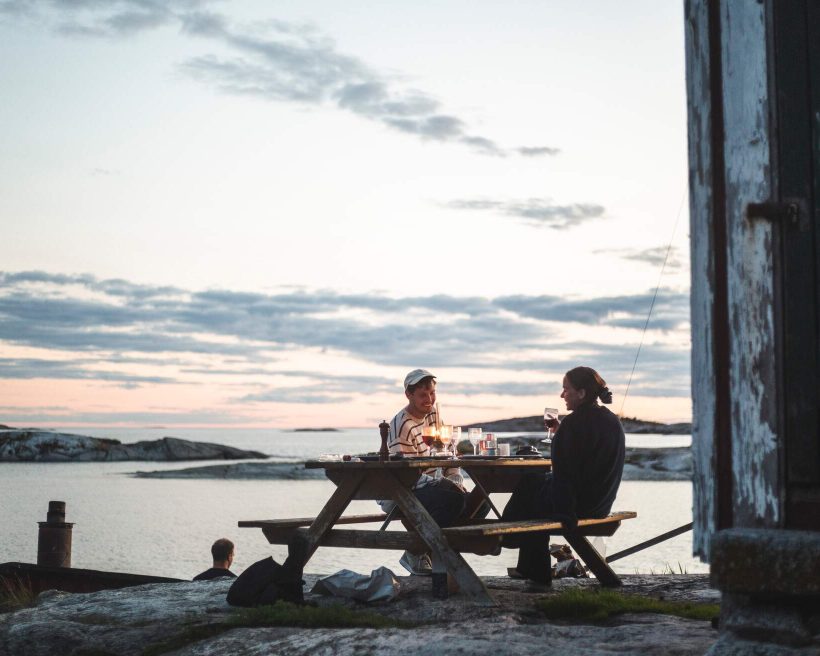 DEST_SWEDEN_STOCKHOLM_ARCHIPELAGO_PEOPLE_COUPLE_GettyImages