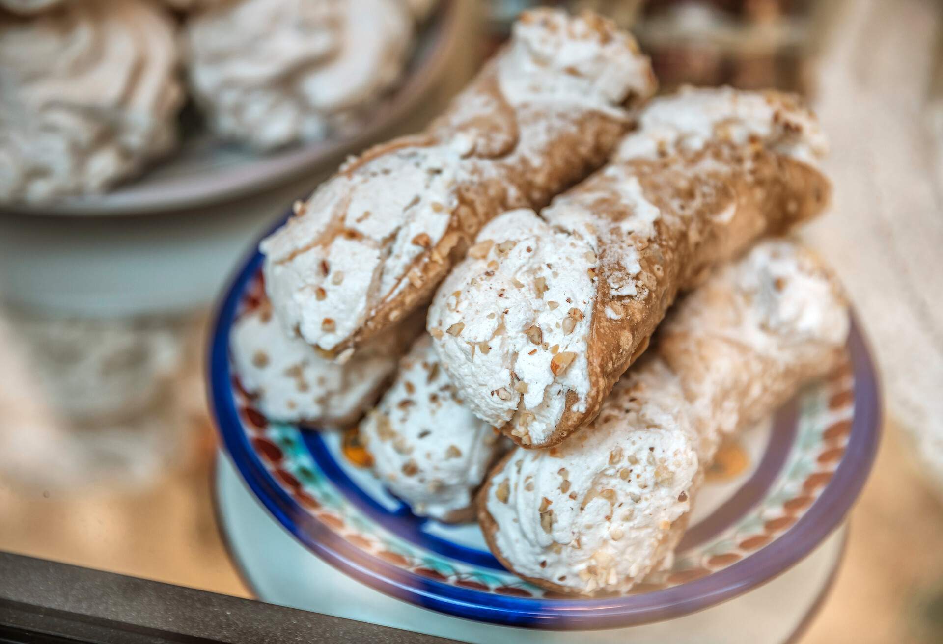 THEME_FOOD_CANNOLI_DESSERT-GettyImages-1299916900