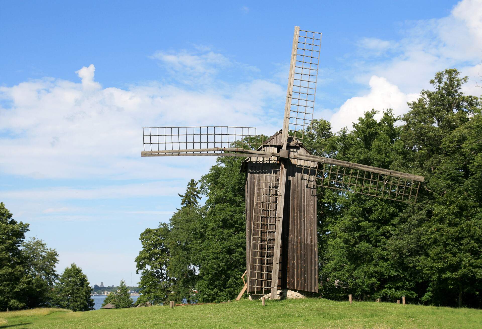 DEST_ESTONIA_TALLINN_ROCCA-AL-MARE_OPEN-AIR-MUSEUM_GettyImages-92118050