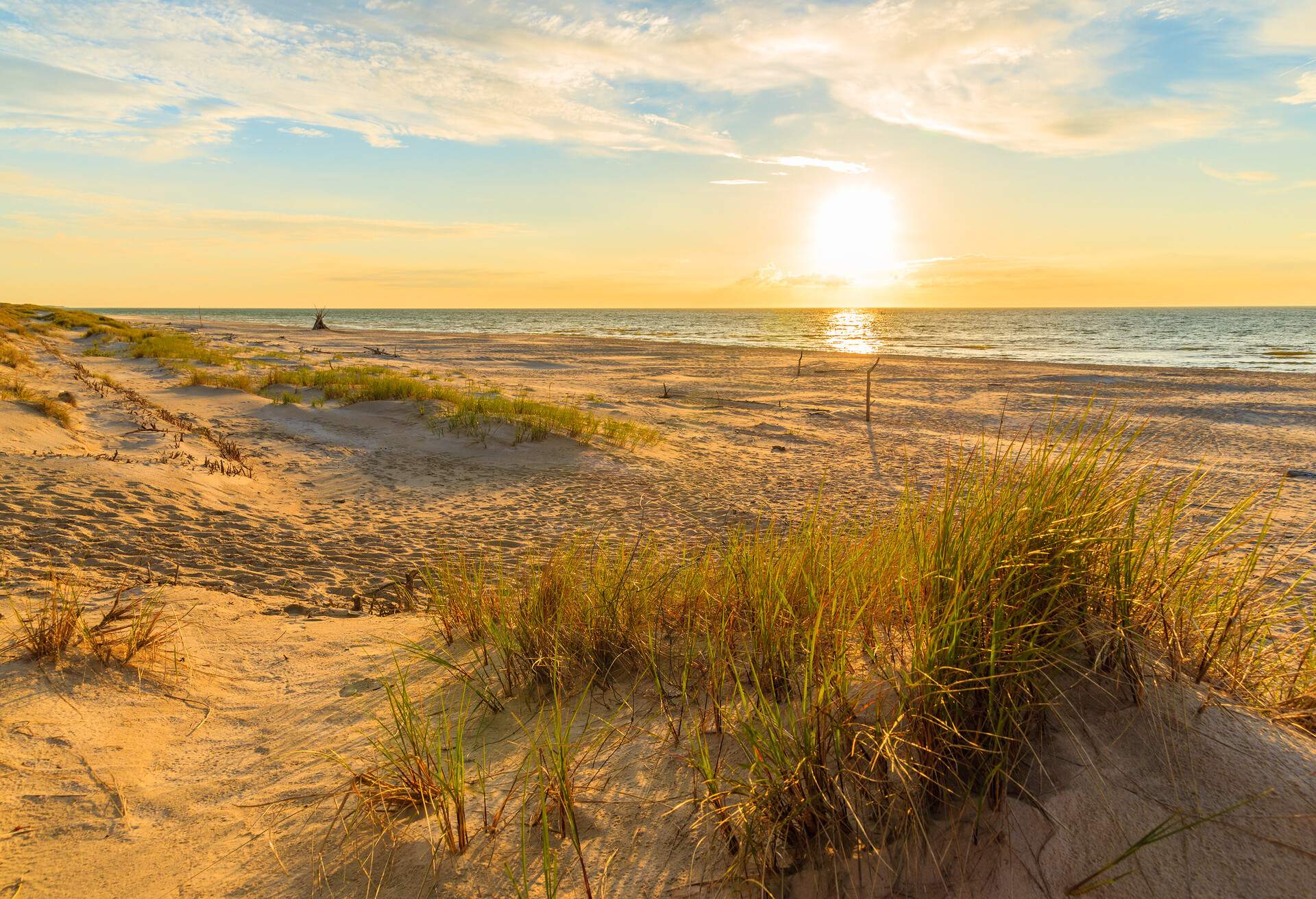 DEST_POLAND_LEBA_LEBA BEACH_GettyImages-675065364