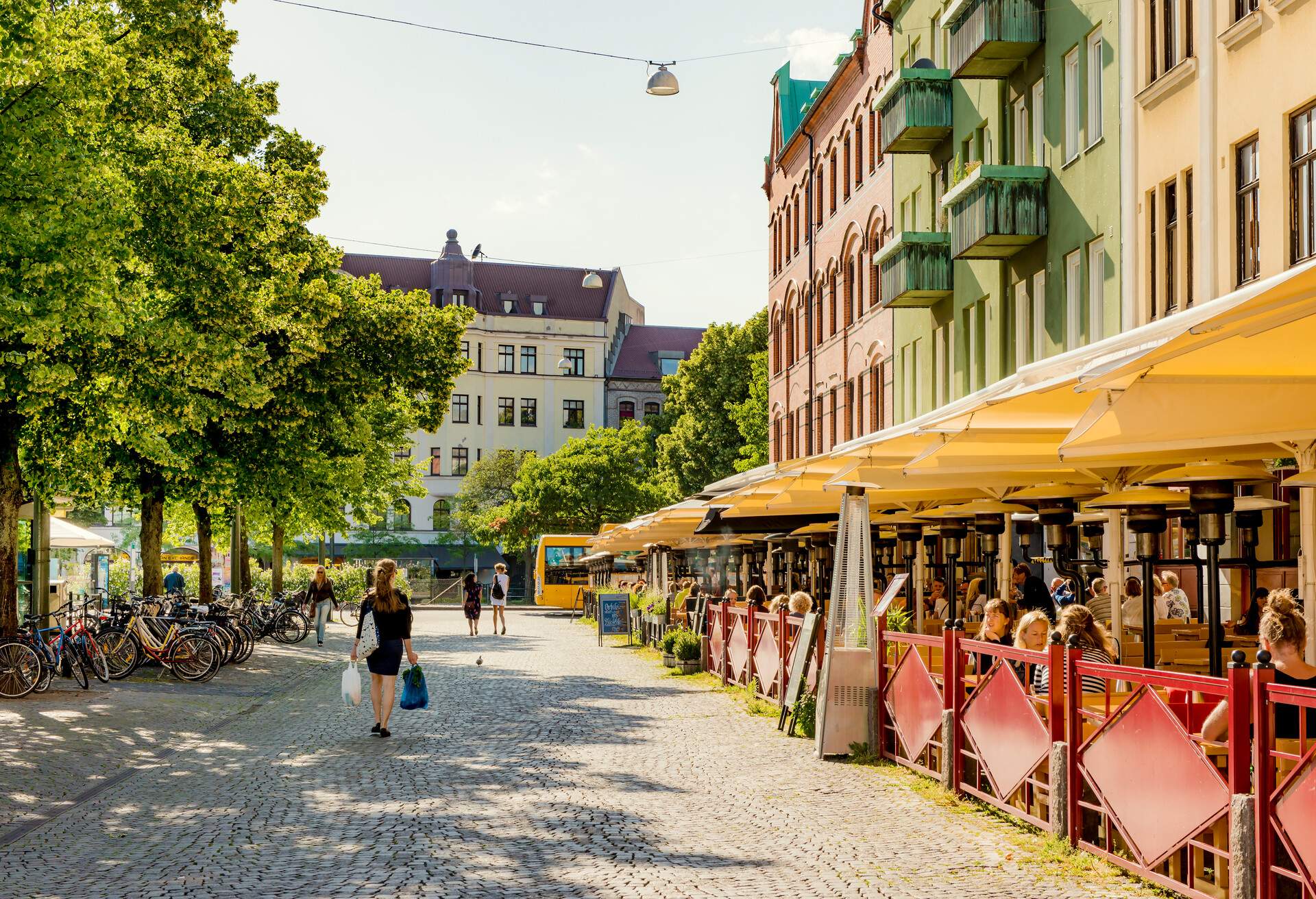 DEST_SWEDEN_SKANE_MALMO_OLD-TOWN_GettyImages-722245997