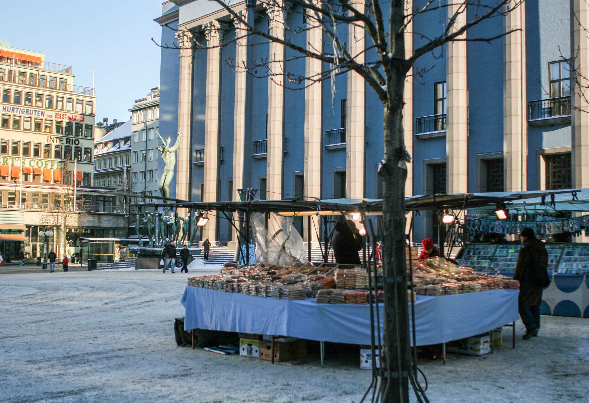 Tall pilars of Stockholms Konserthuset behind.