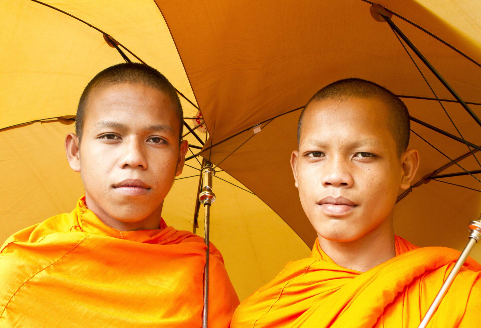 thailand_people_boys_monks