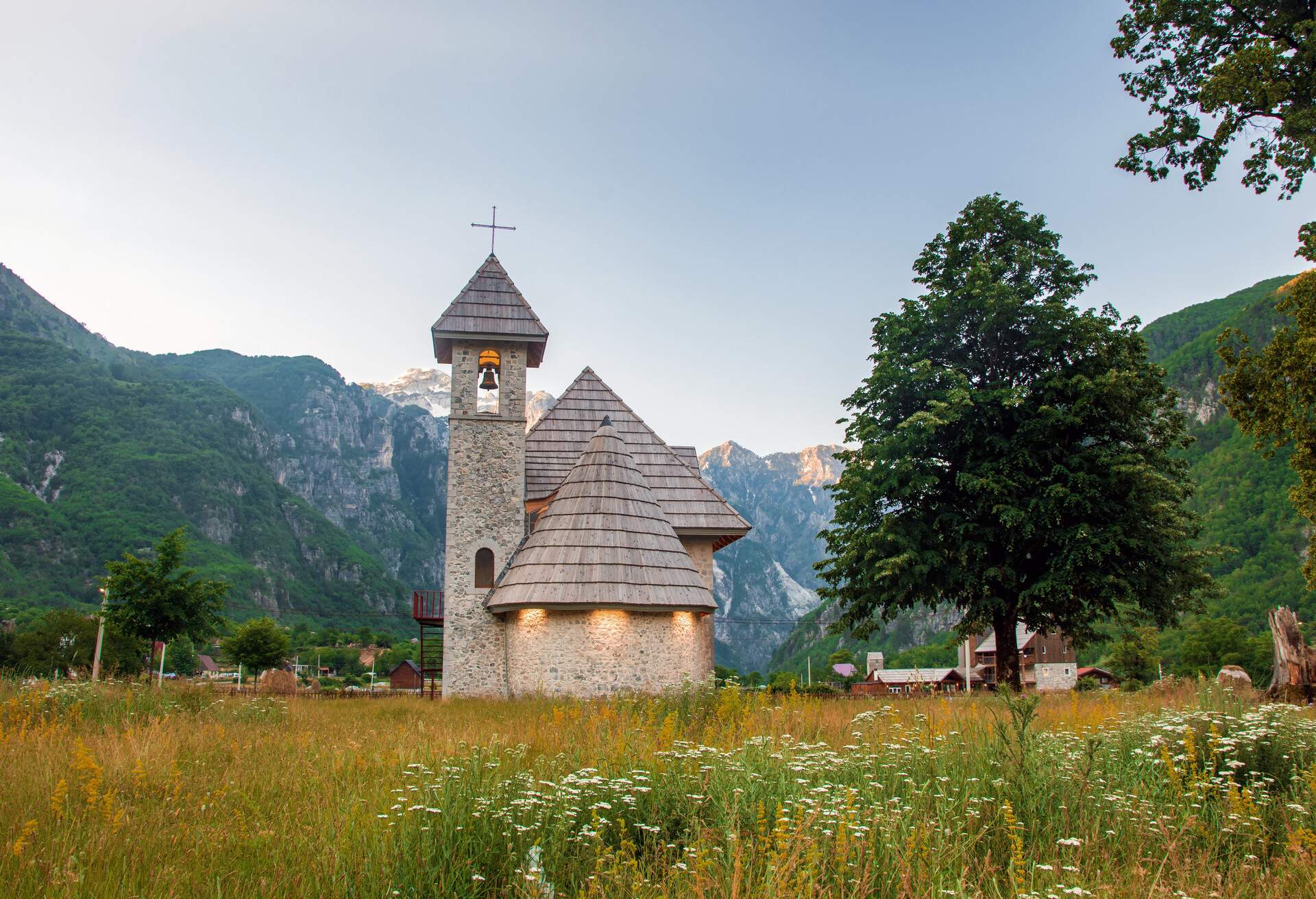 ALBANIA_THETH_VALLEY