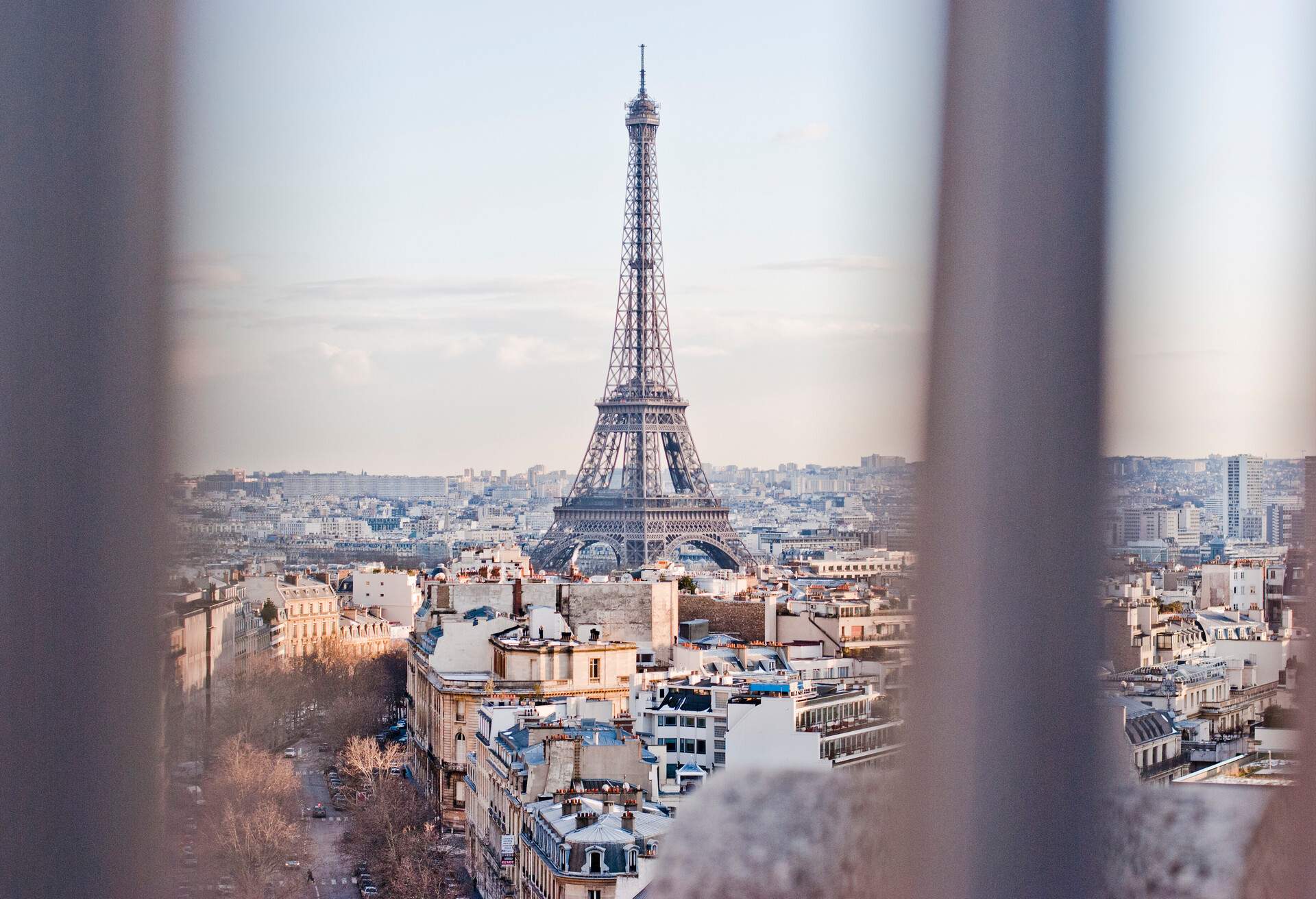 DEST_FRANCE_PARIS_EIFFEL_TOWER_GettyImages-820721254