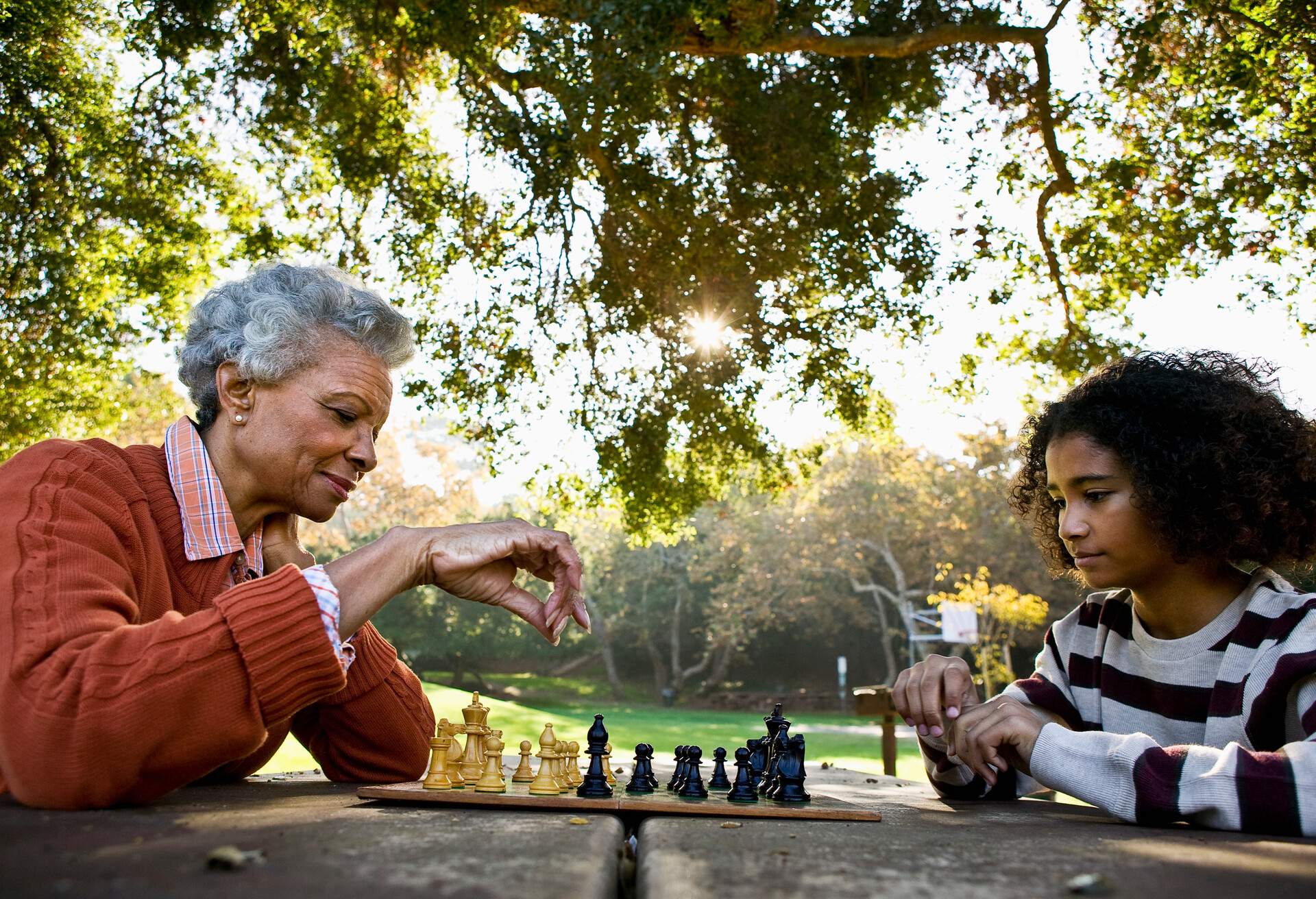 THEME_PEOPLE_FAMILY_PLAYING_CHESS_GettyImages-91498198