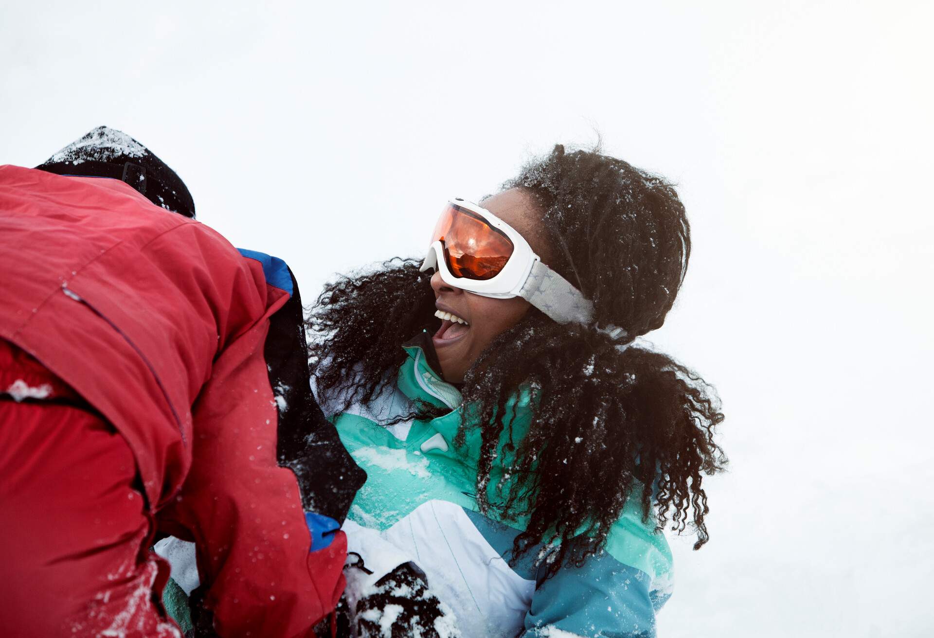 THEME_PEOPLE_FRIENDS_SKI_GettyImages-610813261