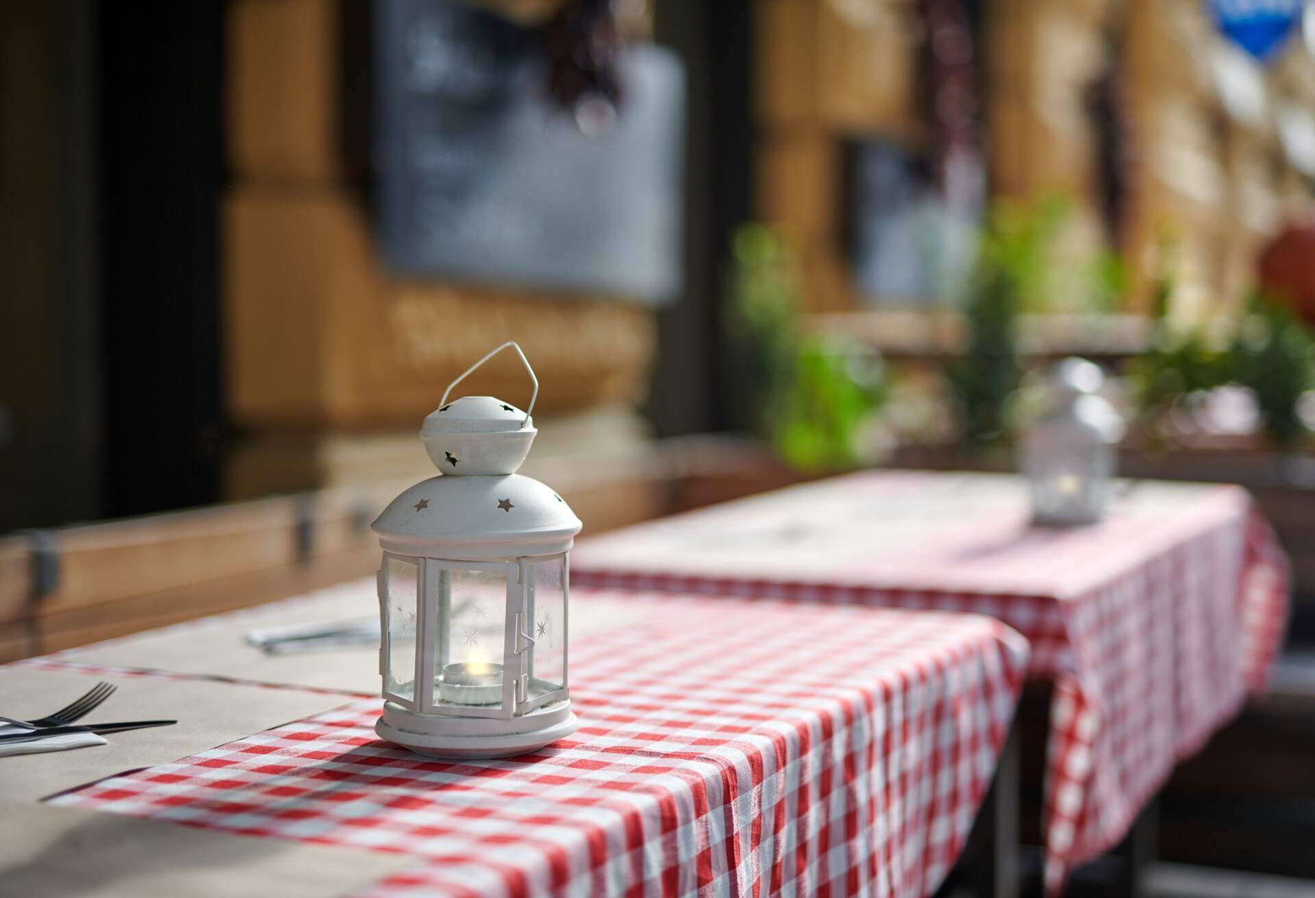 THEME_RESTAURANT_HUNGARIAN_GettyImages-1441200497