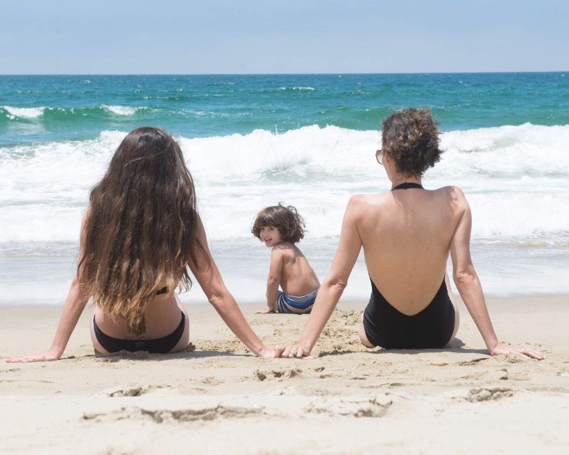 beach_family_lesbian-couple_gay