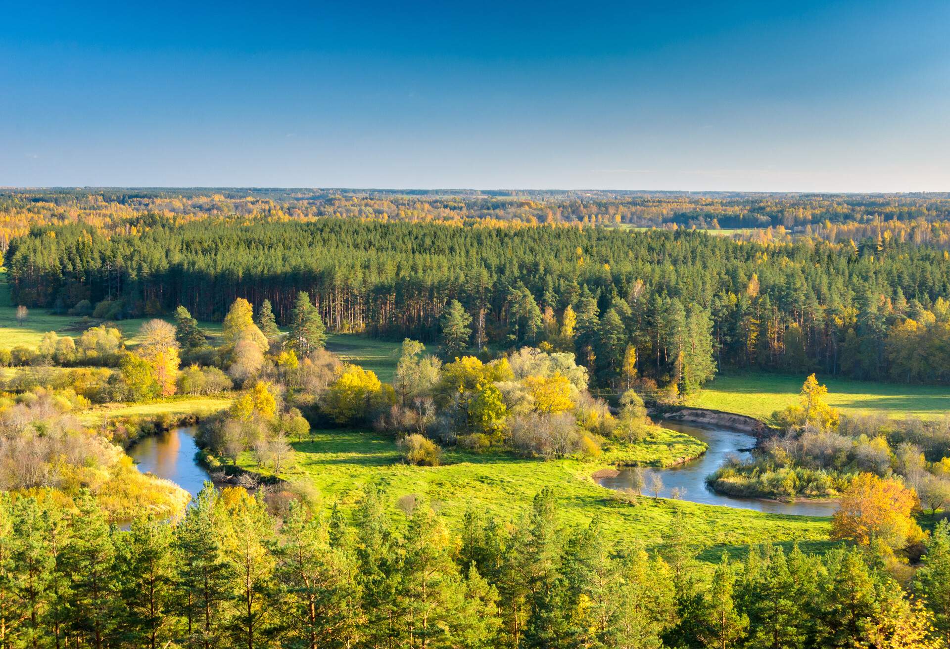 DEST_ESTONIA_VALGAMAA_GettyImages-1047058876