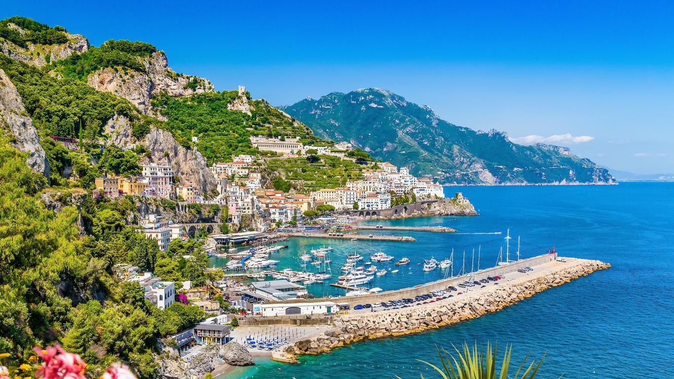 Flights to Salerno