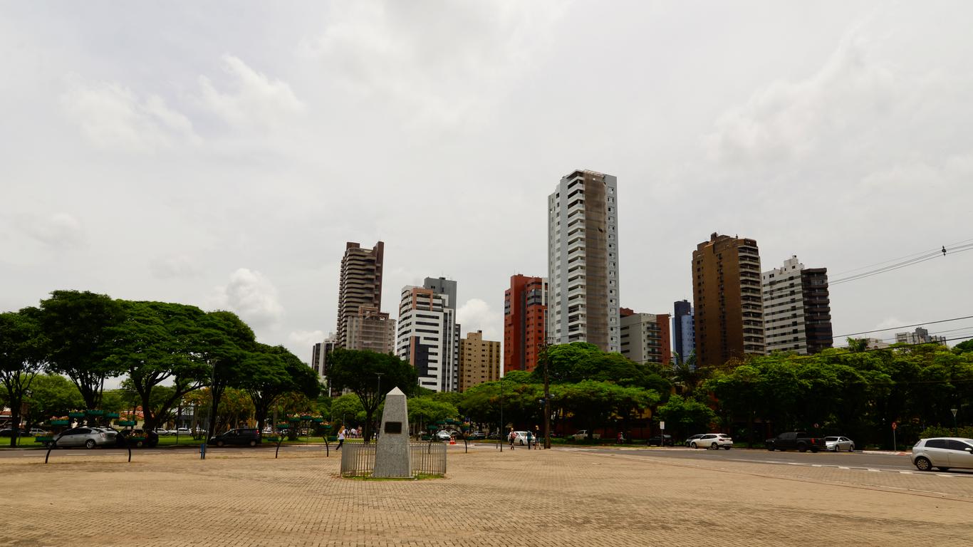 Flights to Maringá