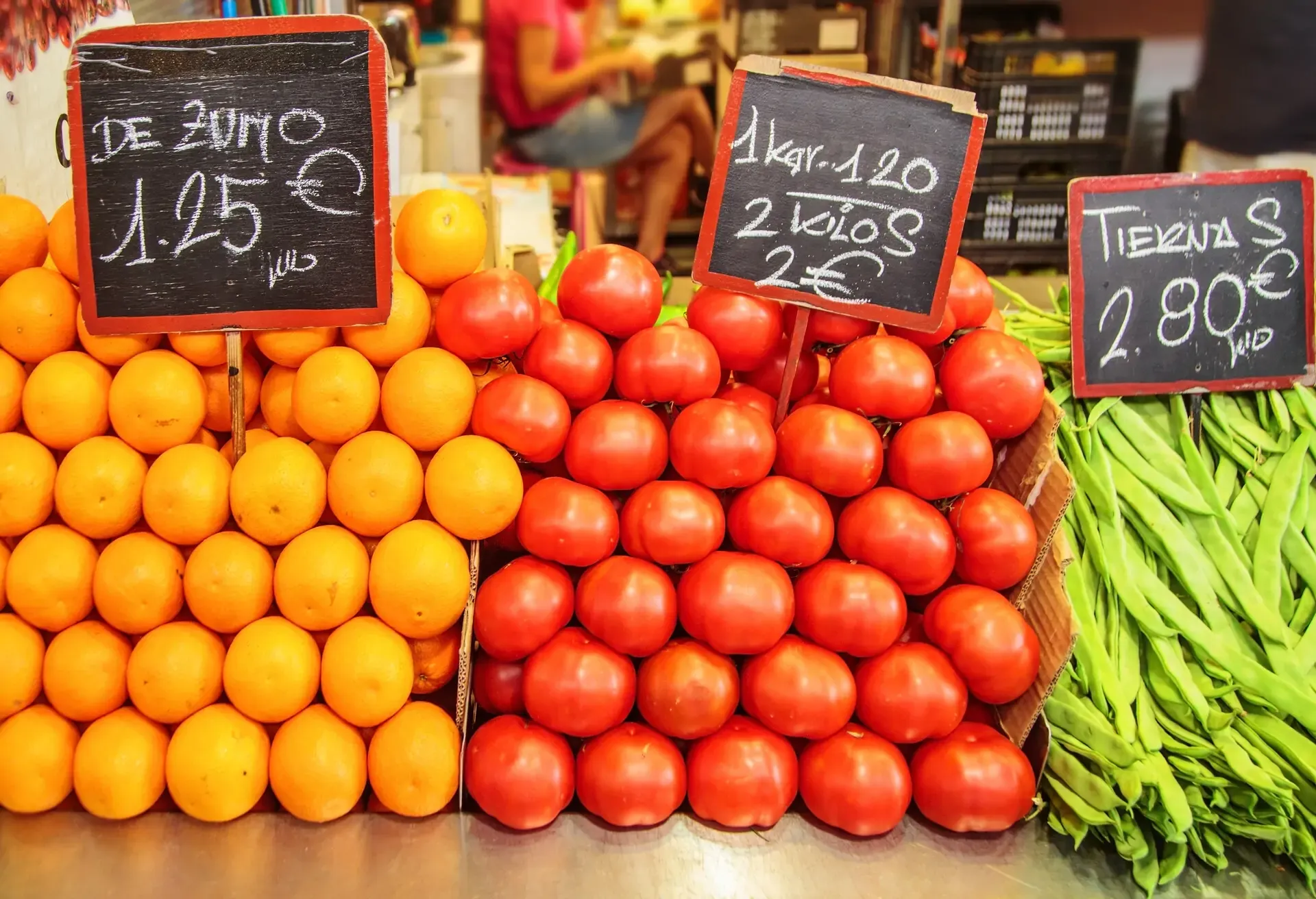 dest_spain_malaga_market_atarazanas_gettyimages-1397418734_universal_within-usage-period_89718