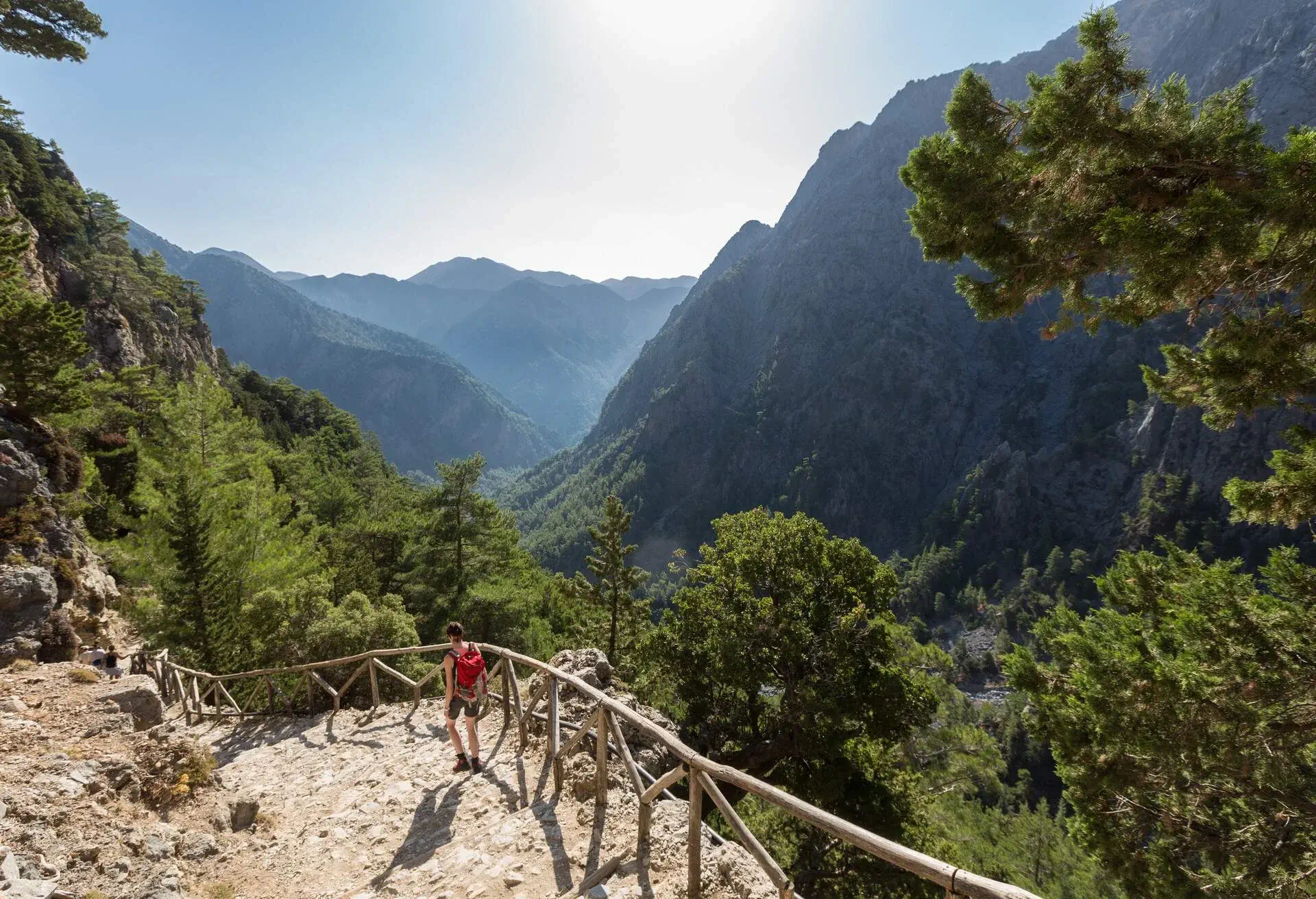 GREECE_CRETE_SAMARIA_GORGE_THEME_HIKING