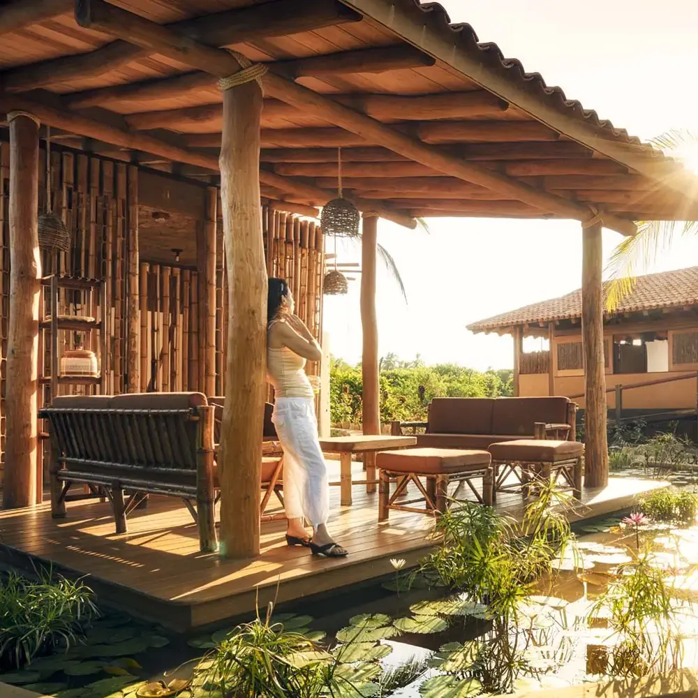HEADER_CREDIT_Courtesy-of-Playa-Viva-Photo-by-Kev-Steele_151109_KEV_5721-1.jpg