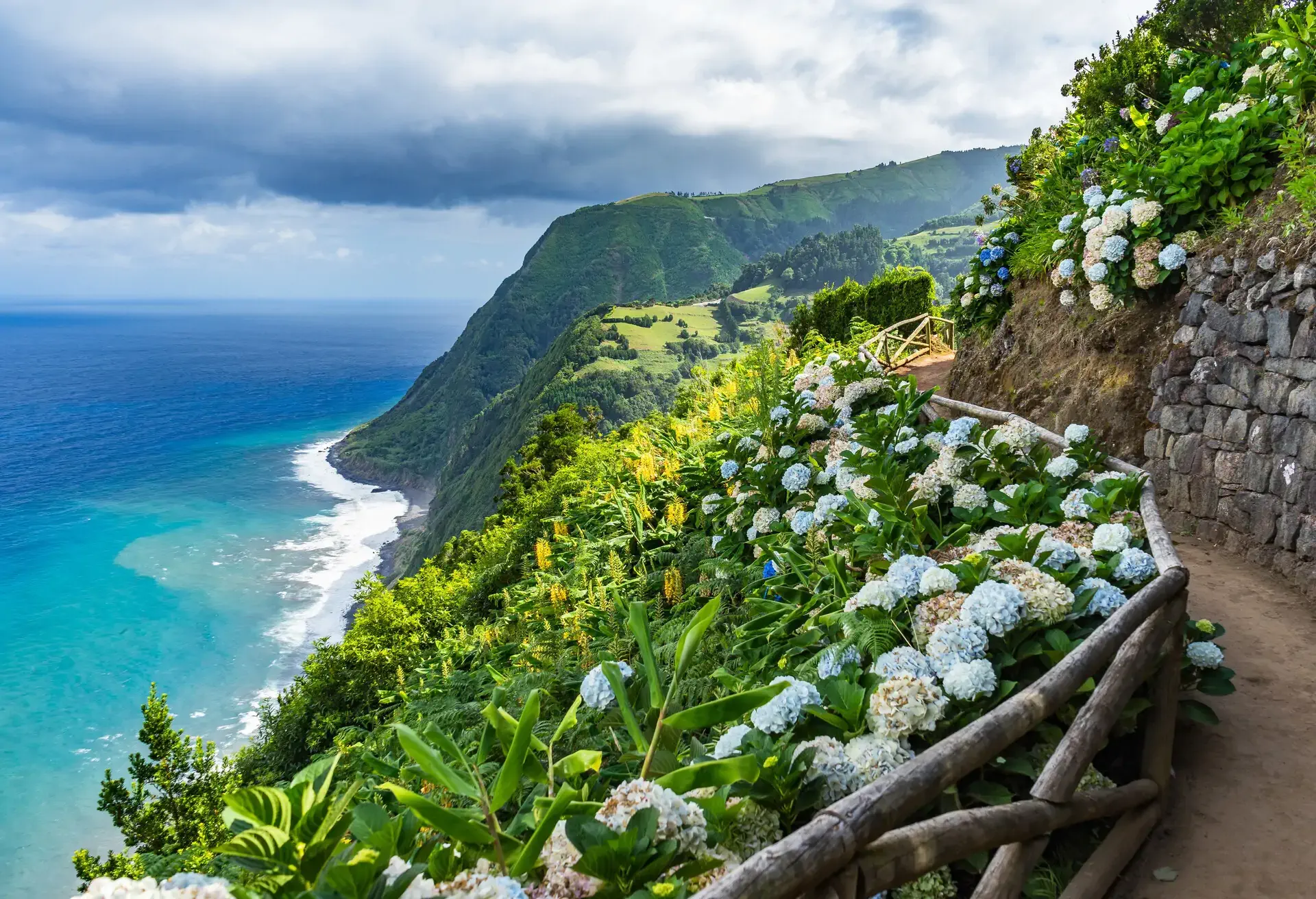portugal_azores_ponta-delgada