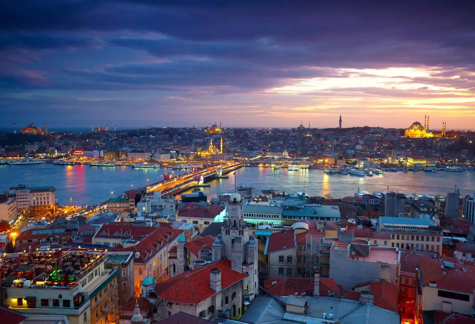 DEST_ISTANBUL_TURKEY_shutterstock-premier_94462279