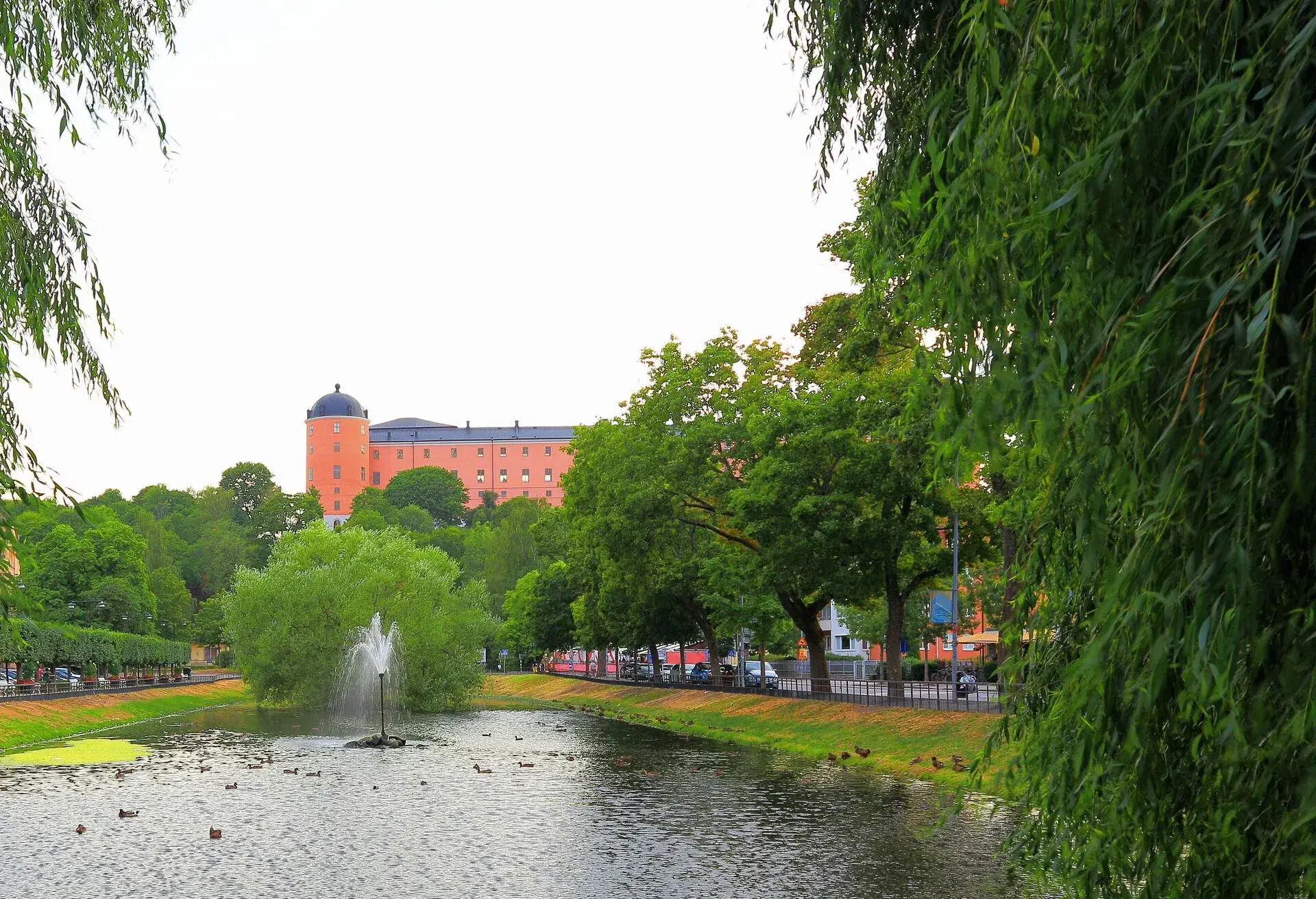 DEST_SWEDEN_UPPSALA_castle_GettyImages-1013730740