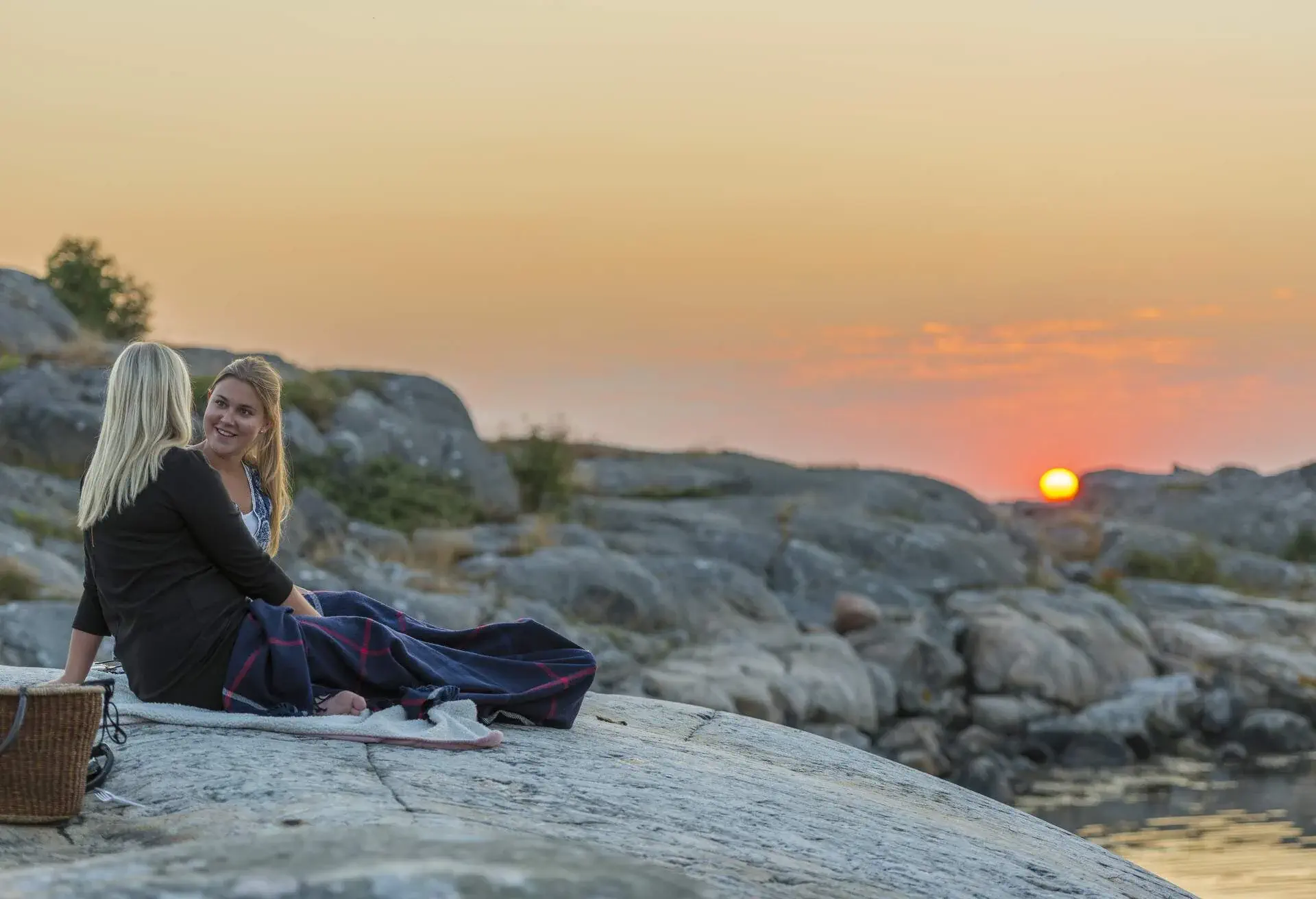 dest_sweden_gothenburg_archipelago_gettyimages-602984831_universal_within-usage-period_65706