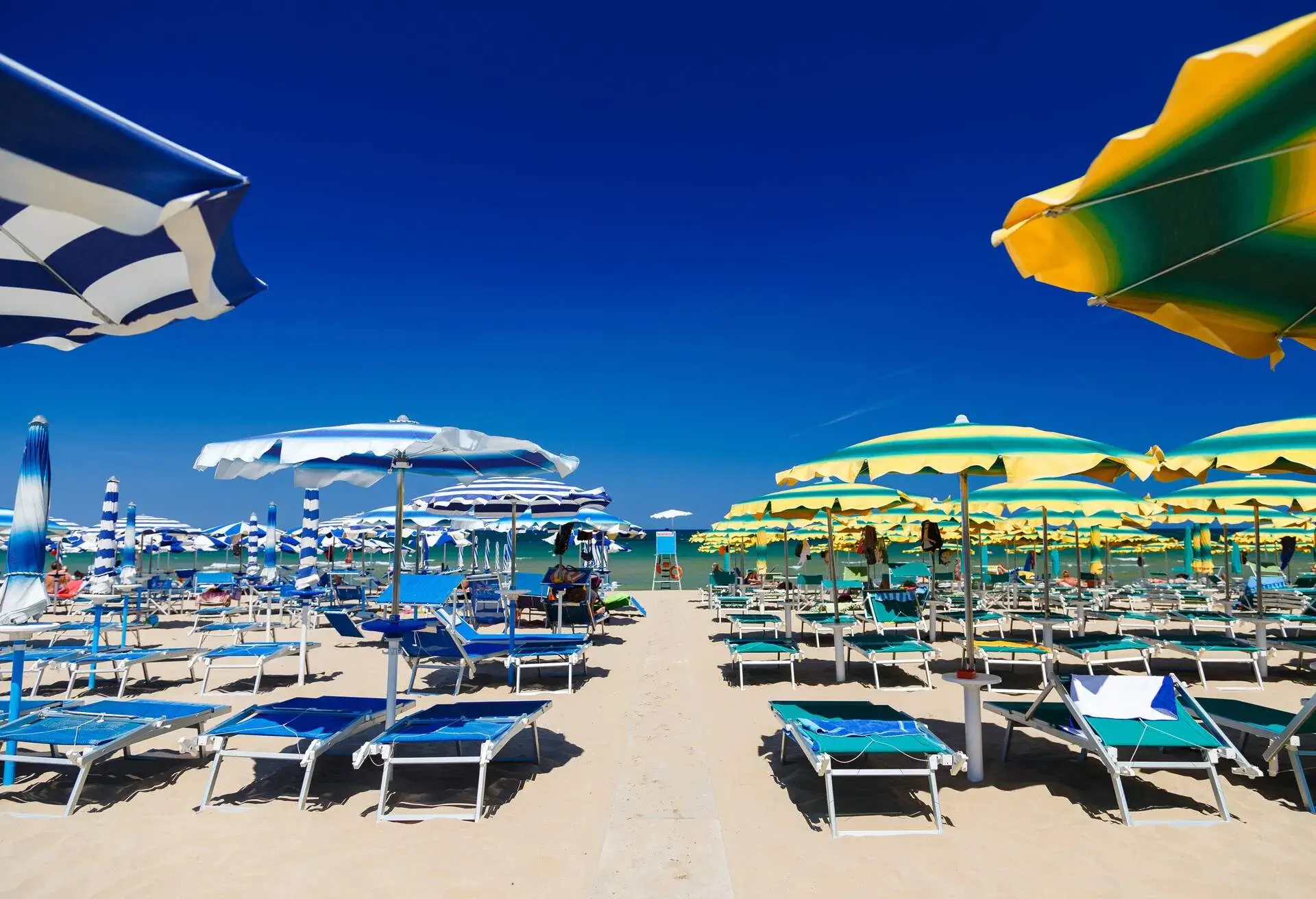 DEST_ITALY_RIMINI_shutterstock-portfolio_1048842695
