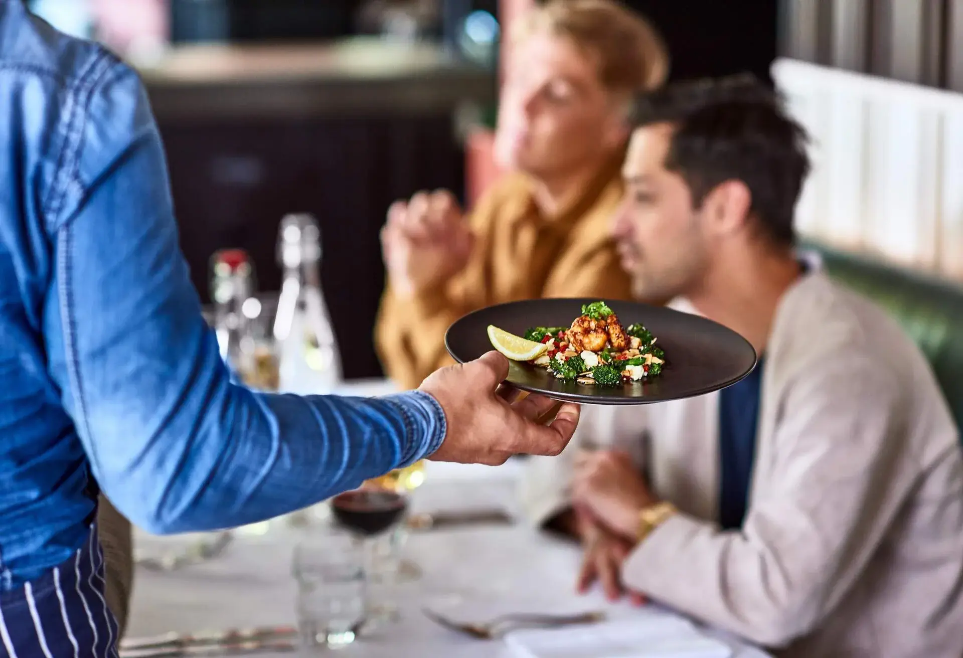 THEME_FOOD_RESTAURANT_FINE_DINING_SALAD_GettyImages-1297061487