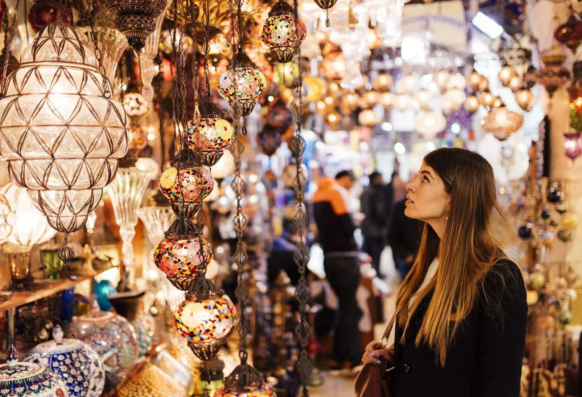 dest_turkey_istanbul_grand-bazaar_gettyimages-561094161_momondo_within-usage-period_78622