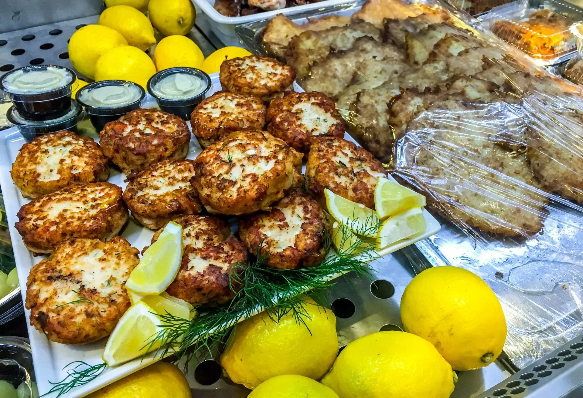 DEST_SWEDEN_THEME_FOOD_HALL_MARKET_GettyImages-650233178