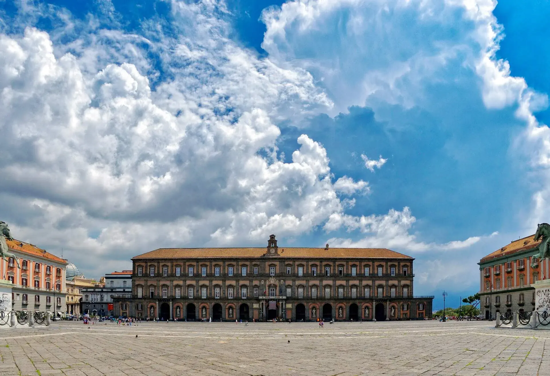 royal palace and plebiscite square