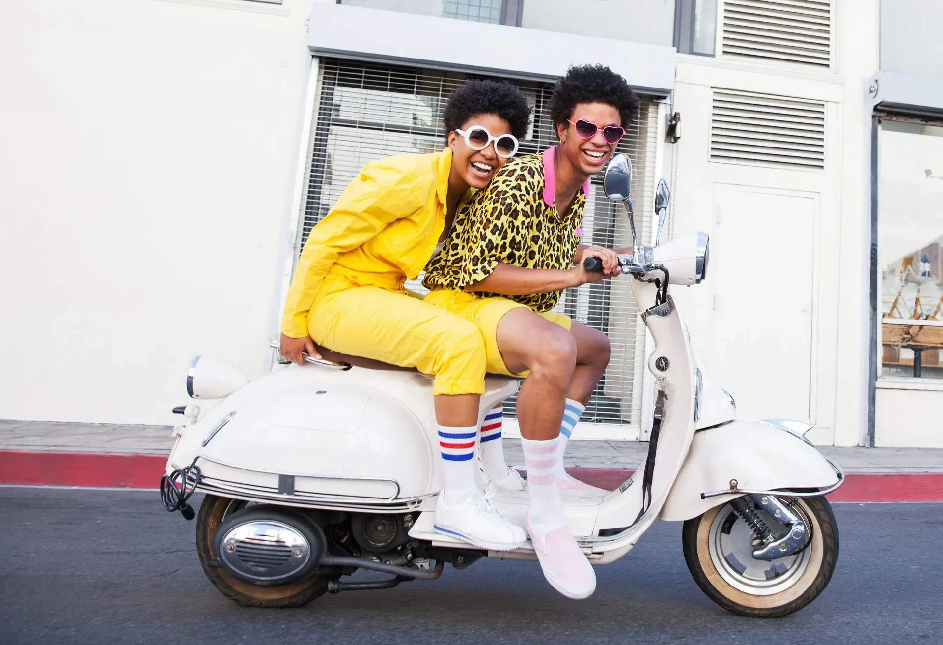theme_people_moped_gettyimages