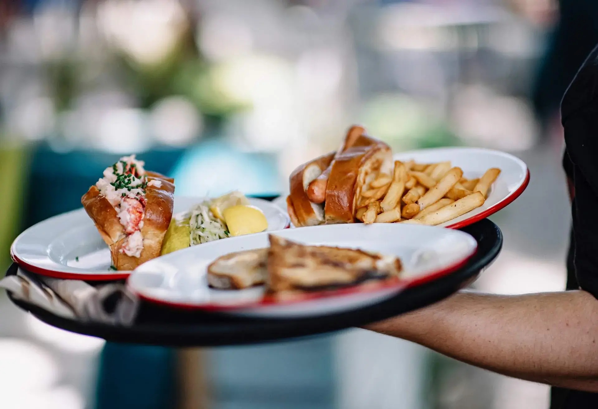 Lobster roll, hotdog and grill cheeze plate