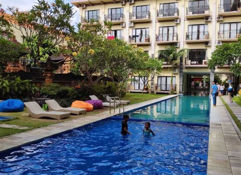 Pool Foto