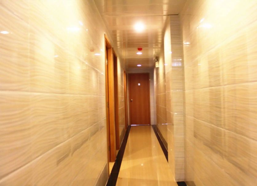 Hall Foto